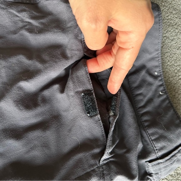Columbia Grey Omni-Shield Capri Utility Button Snap Gorpcore Hiking Trail Pants - Picture 11 of 14